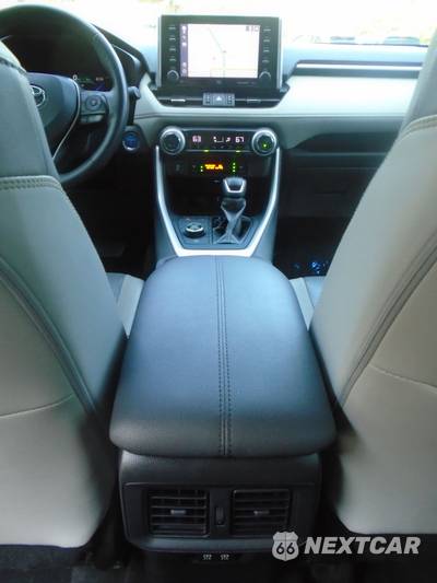 2020 Toyota RAV4 Hybrid Limited - zdjęcie 57 z 98 - miniatura