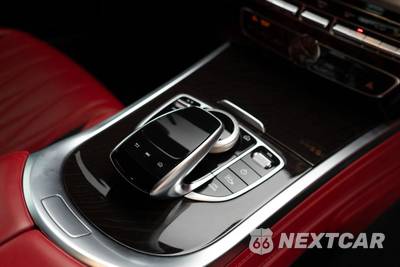2021 Mercedes-Benz G 550 4MATIC - zdjęcie 28 z 61 - miniatura