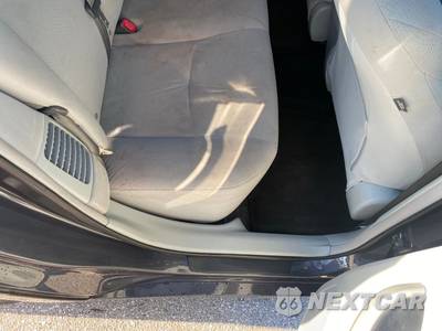 2012 Toyota Prius Two - zdjęcie 35 z 47 - miniatura