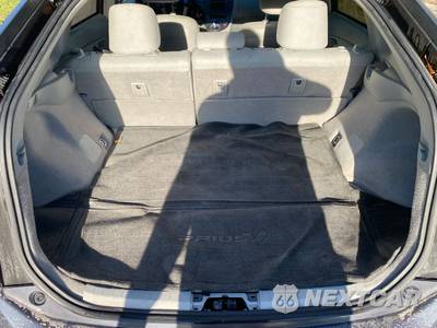 2012 Toyota Prius Two - zdjęcie 46 z 47 - miniatura