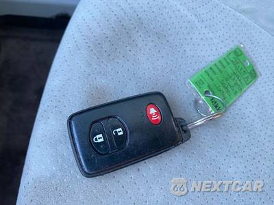 2012 Toyota Prius Two - zdjęcie 47 z 47 - miniatura