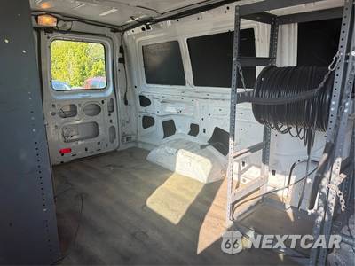 2014 Ford E-150 Commercial Cargo Van 138.0" WB - zdjęcie 34 z 38 - miniatura