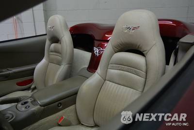 2003 Chevrolet Corvette Convertible - zdjęcie 17 z 34 - miniatura