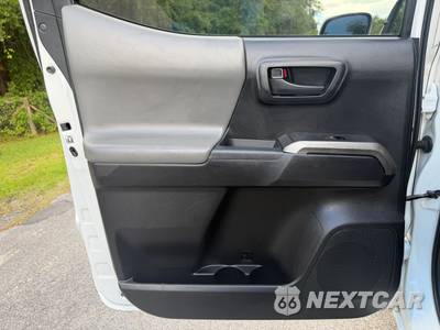 2019 Toyota Tacoma SR5 Crew Cab Medium Bed - zdjęcie 15 z 20 - miniatura