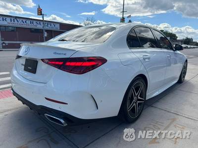 2022 Mercedes-Benz C 300 4MATIC Sedan - zdjęcie 6 z 31 - miniatura