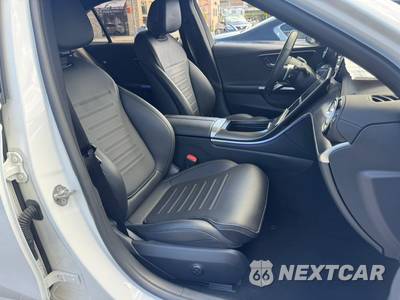 2022 Mercedes-Benz C 300 4MATIC Sedan - zdjęcie 18 z 31 - miniatura