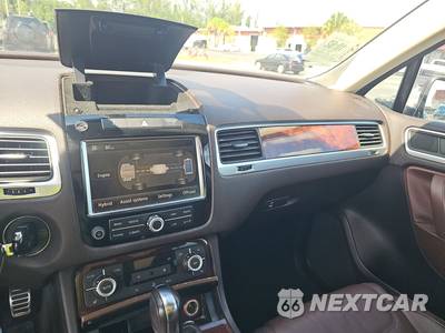 2012 Volkswagen Touareg Hybrid - zdjęcie 11 z 40 - miniatura