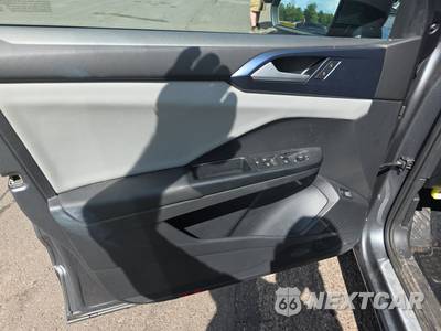 2022 Volkswagen Taos SE - zdjęcie 9 z 28 - miniatura
