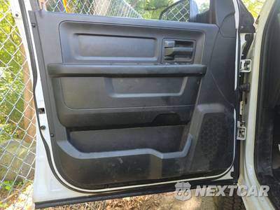 2015 Ram 2500 Tradesman Crew Cab Medium Bed - zdjęcie 9 z 30 - miniatura