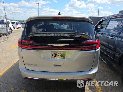 2023 Chrysler Pacifica Touring L 121.6" WB - zdjęcie 5 z 27 - miniatura