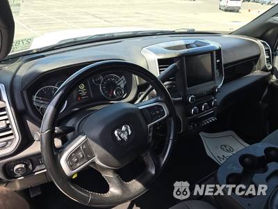 2023 Ram 2500 Big Horn Crew Cab Medium Bed - zdjęcie 11 z 33 - miniatura