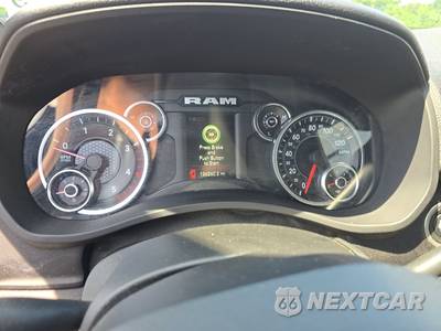 2023 Ram 2500 Big Horn Crew Cab Medium Bed - zdjęcie 12 z 33 - miniatura