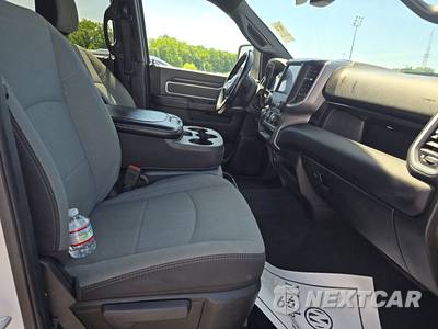 2023 Ram 2500 Big Horn Crew Cab Medium Bed - zdjęcie 8 z 33 - miniatura
