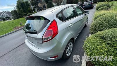 2014 Ford Fiesta SE Hatchback - zdjęcie 5 z 17 - miniatura