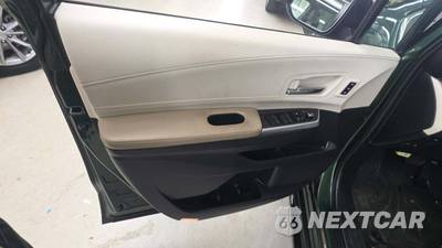 2022 Toyota Sienna Limited 7-Passenger 120.5" WB - zdjęcie 38 z 53 - miniatura