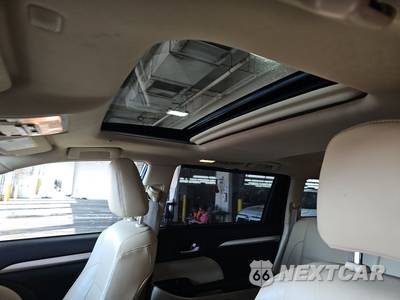 2019 Toyota Highlander XLE - zdjęcie 19 z 59 - miniatura
