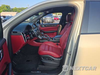 2023 Porsche Cayenne GTS - zdjęcie 7 z 30 - miniatura