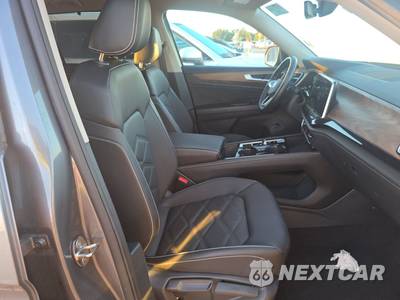 2025 Volkswagen Atlas 2.0T SE w/Technology - zdjęcie 8 z 21 - miniatura