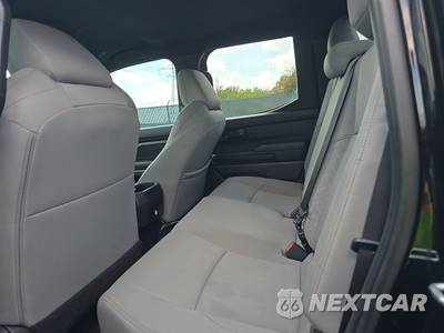 2025 Toyota Tacoma SR5 Crew Cab Medium Bed - zdjęcie 13 z 25 - miniatura