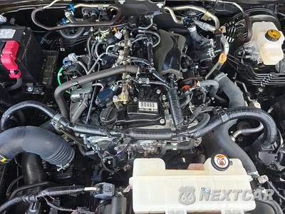 2025 Toyota Tacoma SR5 Crew Cab Medium Bed - zdjęcie 15 z 25 - miniatura