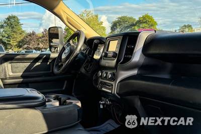 2020 Ram 5500 Cab Chassis Tradesman Crew Cab DRW - zdjęcie 15 z 52 - miniatura
