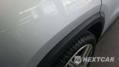 2022 Mercedes-Benz AMG GLA 35 4MATIC - zdjęcie 34 z 40 - miniatura