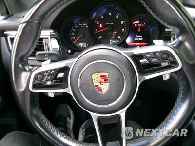 2018 Porsche Macan - zdjęcie 28 z 42 - miniatura