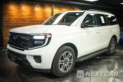 2025 Ford Expedition Active - zdjęcie 2 z 28 - miniatura