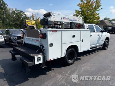 2022 Ram 3500 Cab Chassis Tradesman Crew Cab DRW - zdjęcie 10 z 99 - miniatura