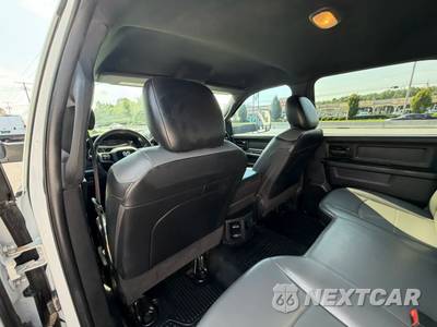 2022 Ram 3500 Cab Chassis Tradesman Crew Cab DRW - zdjęcie 27 z 99 - miniatura