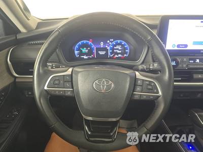 2025 Toyota Grand Highlander Limited - zdjęcie 10 z 17 - miniatura