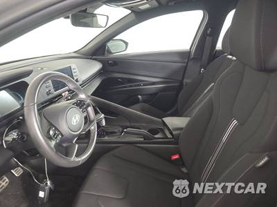 2025 Hyundai Elantra SEL Sport - zdjęcie 7 z 17 - miniatura