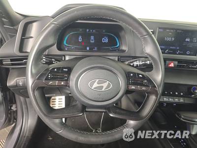 2025 Hyundai Elantra SEL Sport - zdjęcie 10 z 17 - miniatura