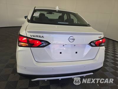 2024 Nissan Versa SR - zdjęcie 5 z 17 - miniatura