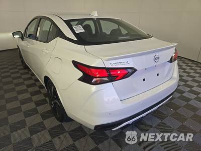 2024 Nissan Versa SR - zdjęcie 6 z 17 - miniatura