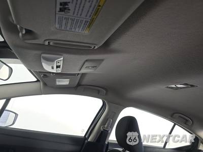 2024 Nissan Versa SR - zdjęcie 14 z 17 - miniatura