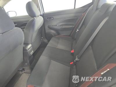2024 Nissan Versa SR - zdjęcie 13 z 17 - miniatura