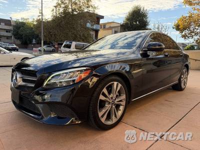 2020 Mercedes-Benz C 300 Sedan - zdjęcie 2 z 16 - miniatura