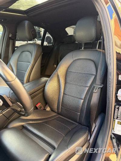 2020 Mercedes-Benz C 300 Sedan - zdjęcie 14 z 16 - miniatura