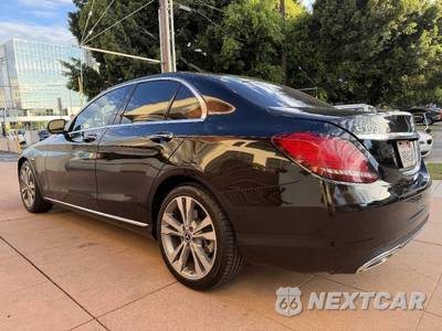2020 Mercedes-Benz C 300 Sedan - zdjęcie 3 z 16 - miniatura