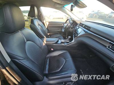 2018 Toyota Camry XSE - zdjęcie 8 z 28 - miniatura