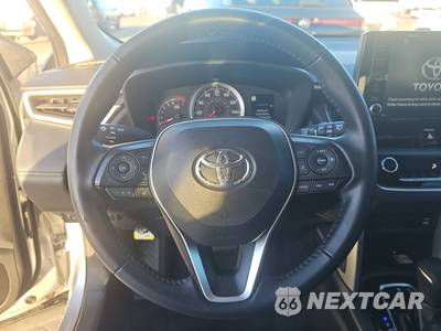 2022 Toyota Corolla Cross LE - zdjęcie 10 z 27 - miniatura