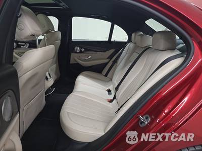 2019 Mercedes-Benz E 300 Sedan - zdjęcie 13 z 29 - miniatura