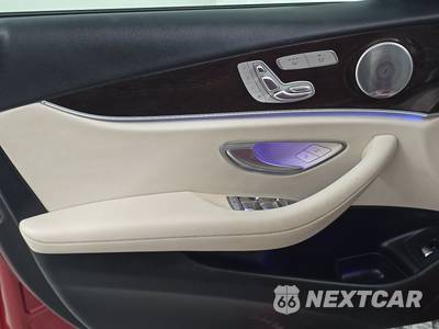 2019 Mercedes-Benz E 300 Sedan - zdjęcie 9 z 29 - miniatura