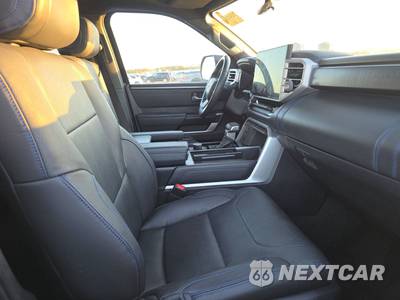2023 Toyota Tundra Platinum Crew Cab Short Bed - zdjęcie 8 z 25 - miniatura