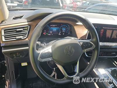 2025 Volkswagen Atlas 2.0T SE w/Technology - zdjęcie 10 z 20 - miniatura
