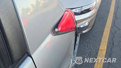 2012 Nissan Versa 1.8 S Hatchback - zdjęcie 48 z 53 - miniatura
