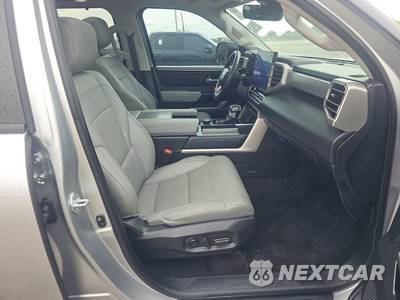2024 Toyota Sequoia Limited - zdjęcie 8 z 21 - miniatura