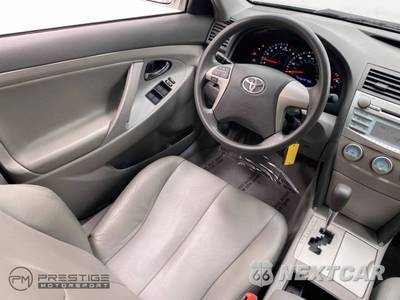 2009 Toyota Camry - zdjęcie 45 z 50 - miniatura