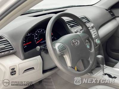 2009 Toyota Camry - zdjęcie 41 z 50 - miniatura